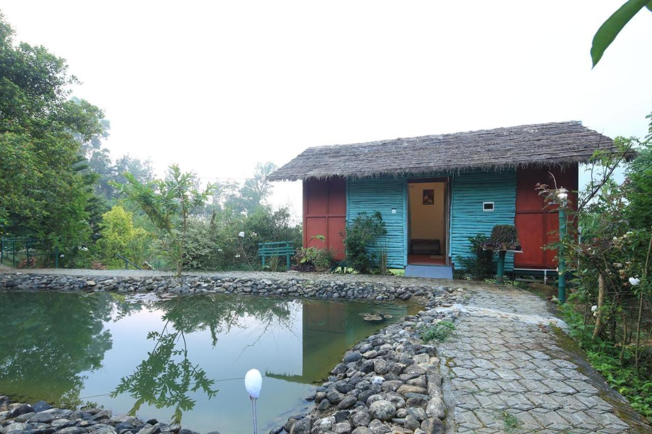 Koomankolly Resort Thirunelly Esterno foto