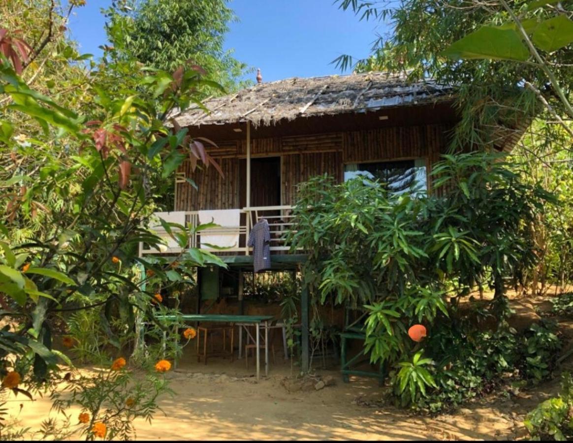 Koomankolly Resort Thirunelly Esterno foto
