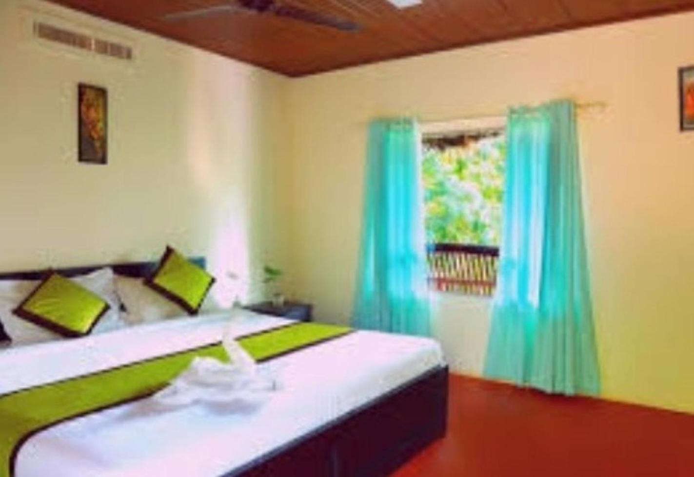 Koomankolly Resort Thirunelly Esterno foto
